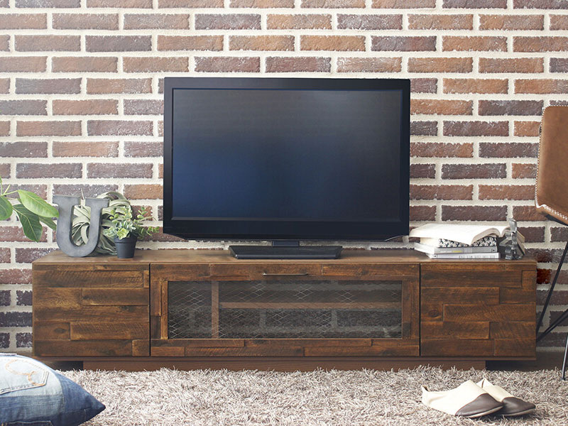 レンガ調の木材×網入りガラスのテレビボード | 幅150cm