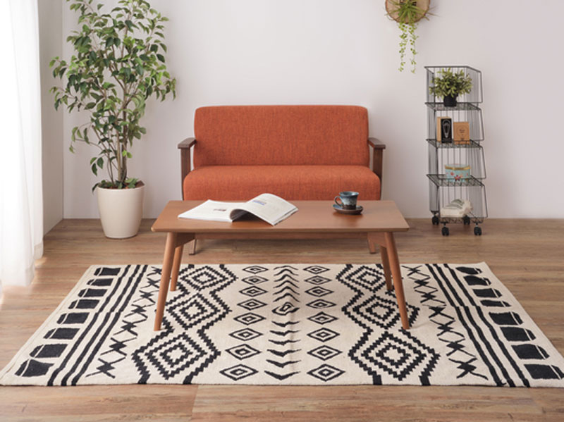 シンプルさが際立つミニマルデザインのセンターテーブル | ナチュラルインテリア