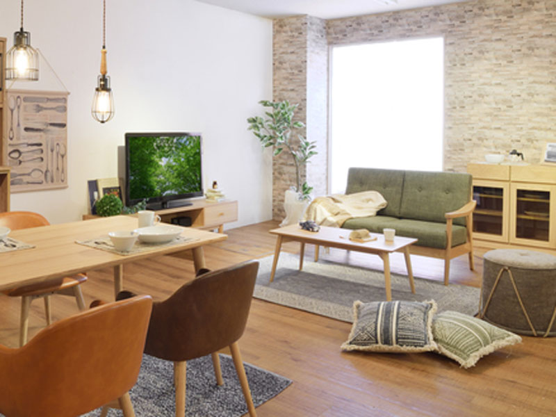 シンプルさが際立つミニマルデザインのセンターテーブル | ナチュラルインテリア