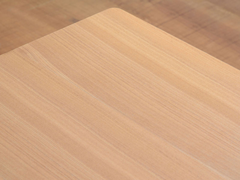 シンプルさが際立つミニマルデザインのセンターテーブル | ナチュラルインテリア