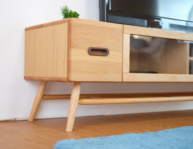 天然木のテレビボード サイドに小物収納 下には雑誌収納付き【幅152cm】