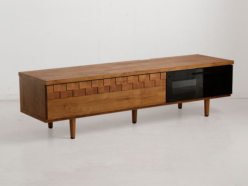 和モダンな落ち着いた雰囲気のテレビボード | 幅150cm