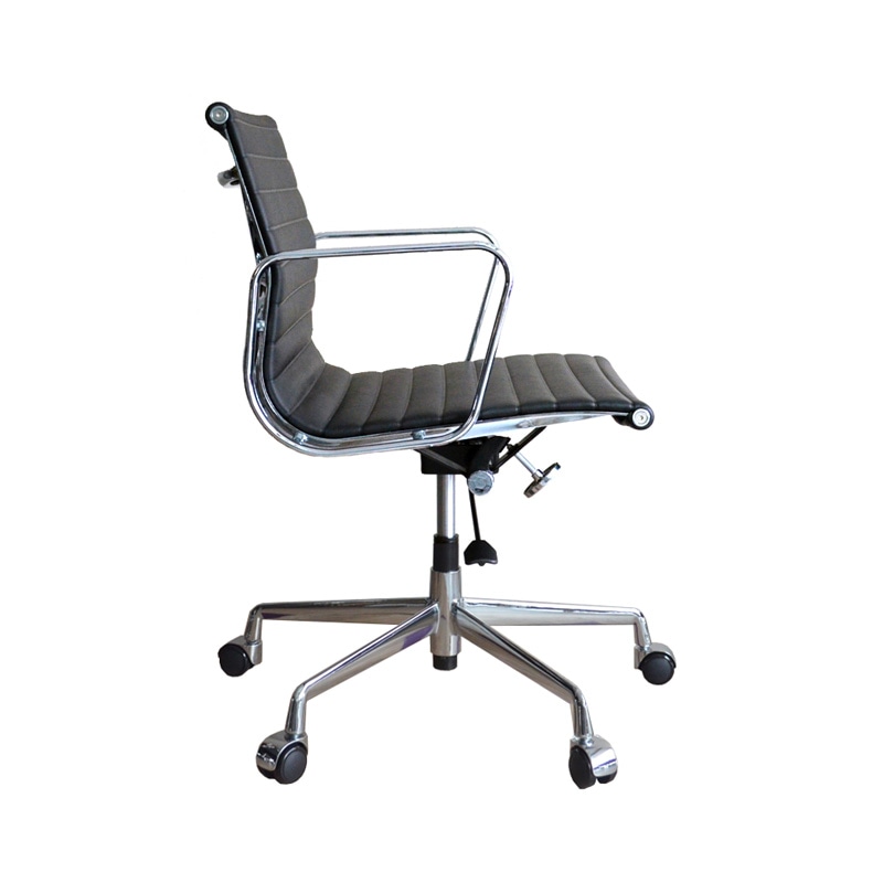 アルミナムチェア イームズ【ローバック/フラッドパッド】本革ブラック