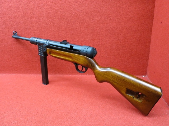 5404】SRC製 ハーネル MP41 短機関銃 ブローバック電動ガン シュマイザー MP41を電動ガンで初再現「AGM MP41 電動ガンリアルウッド」 | ニュース