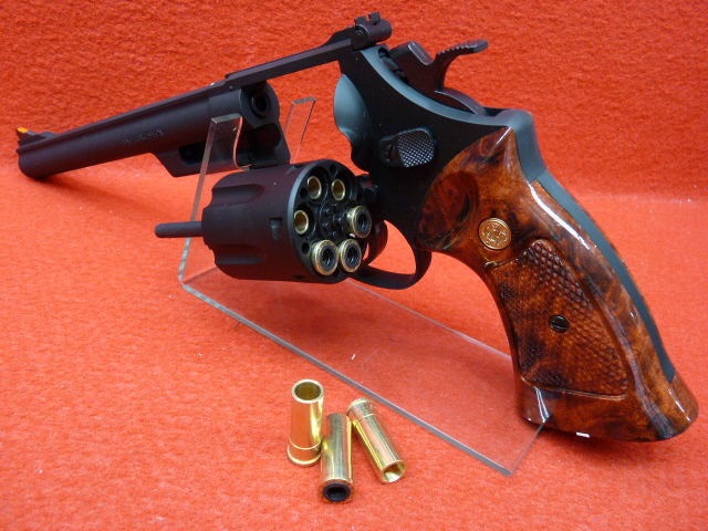 クラウン・S&W M29 8インチ ガスリボルバー エアーガン ガスガン
