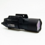 元日～3日10％OFFクーポン】SUREFIRE X300Vタイプ LEDフラッシュライト
