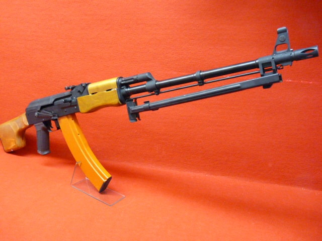 東京マルイ AK47改 RPK フルメタル 木製ストック 電動ガン 送料無料対象外】CYMA フルメタル 木製ストック電動ガン RPK軽