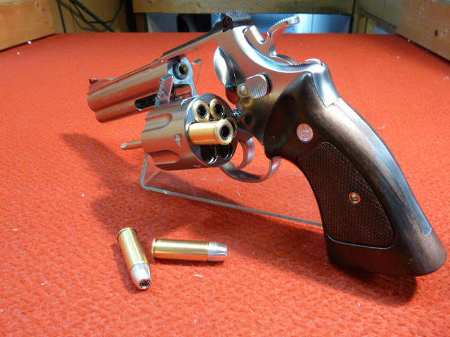 店内全品5％OFFクーポン】マルシン・S&W M629クラシック.44