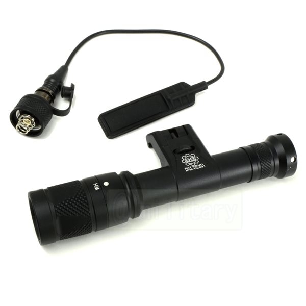 SUERFIRE タイプ M600V スカウトライト プッシュスイッチ付 BK
