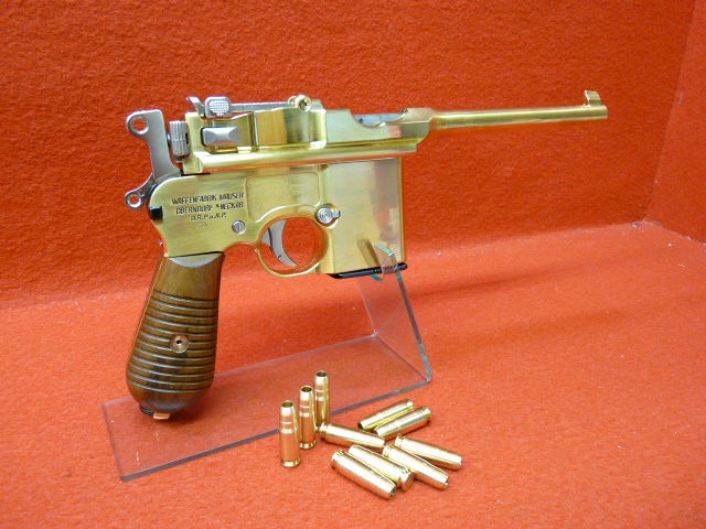 マルシン・発火型金属モデルガン・モーゼルM712徳國製刻印