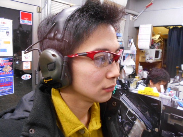 19.20日迄の限定値下げ！即使用可能ヘルメット！EARMOR.M32他装着済 Amazon.co.jp: EARMOR M32 PLUS タクティカルヘッドセット