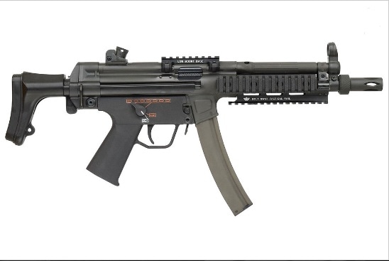 店内全品5％OFFクーポン】BOLT BRSS : 電動ガン MP5 A5 Tactical