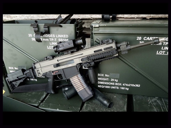 ASG製 CZ 805 BREN A2 電動ガン(第2ロッド) ASG Cz805 BREN A1 2TONE