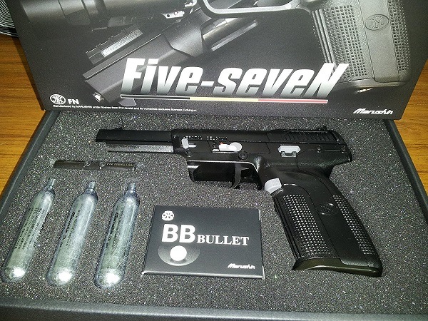 Five-seven USG 8mm BB ガス式モデルガン Five-seven USG 8mm BB ガス式モデルガン Five-seven USG 8mmBB
