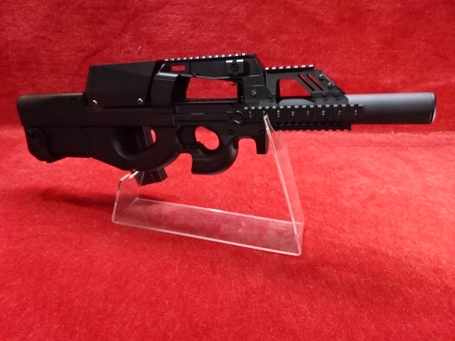 P90 Tacticalカスタム RASハンドガード＆サイレンサー＆BOXマガジン
