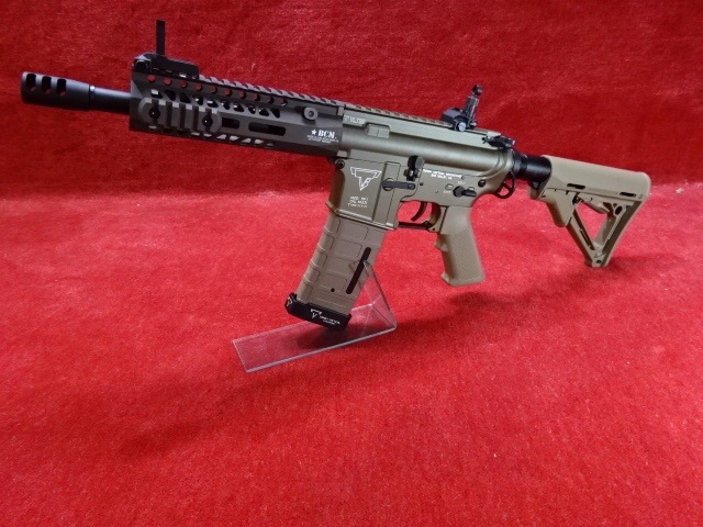 DOUBLE BELL フルメタル電動ガン AR-15 ショート TTI・TR-1タイプ