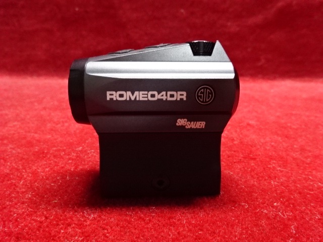 SIG SAUER ROMEO4DR 小型ダットサイト 1X20MM (2 MOA RED DOT 65 MOA