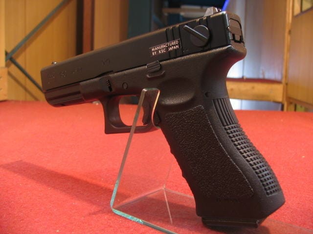KSC ケーエスシー GLOCK G18C セミ&フルオート ガスガン KSC、ガスブロ「G18CスライドHW」9月22日再販！ 実銃と同じ約700gで大