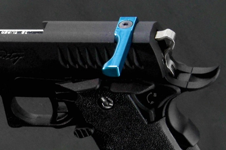 店内全品5％OFFクーポンBATON&frasl;MODIFY Trinity Hi-Capa レフト