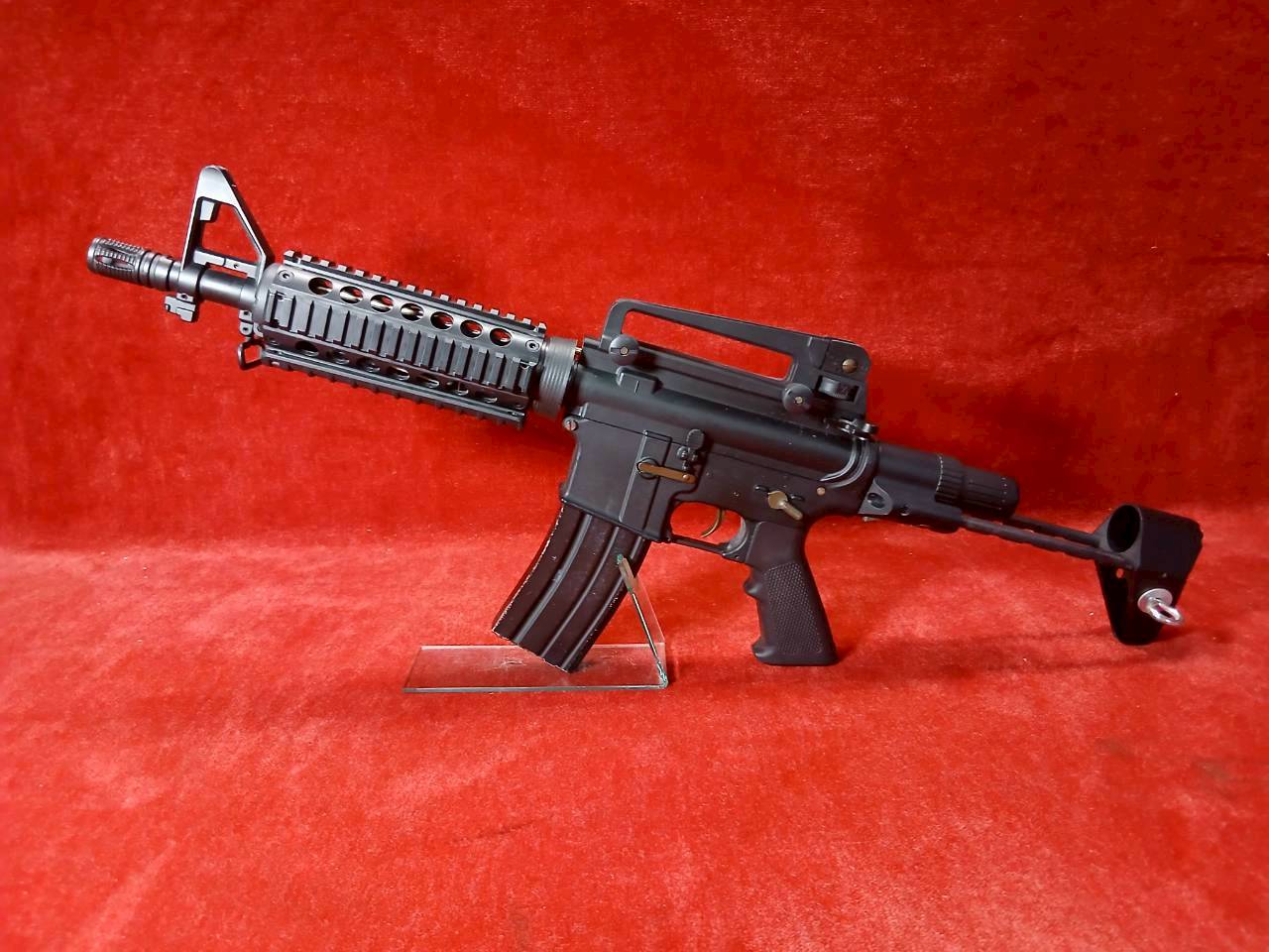 電動ガン M4CQB 6mm BB弾付き アサルトライフル Amazon | 東京マルイ M4CQB タンカラーモデル 10歳以上電動ガン