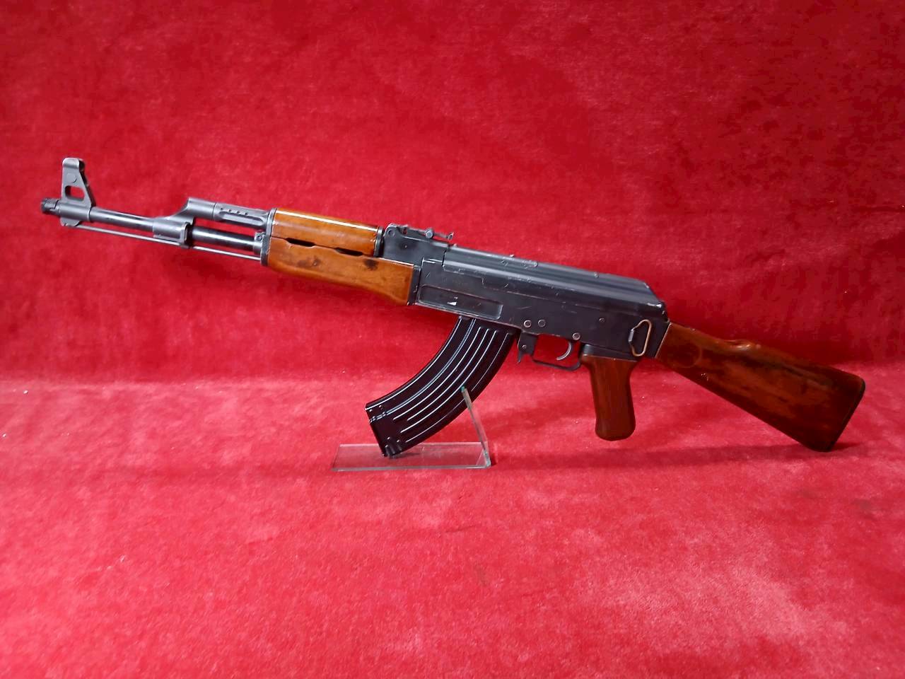 東京マルイ　電動ガン　AK47です　未使用品 中古品】東京マルイ次世代電動ガン・AK47 TYPE3 | 中古品・新品