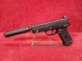��10��OFF�����ݥ������̵���ۡھ�ʪ����ʡ�����ޥ륤 �����֥����Хå� FNX-45 Tactical   BK ������󥵡���