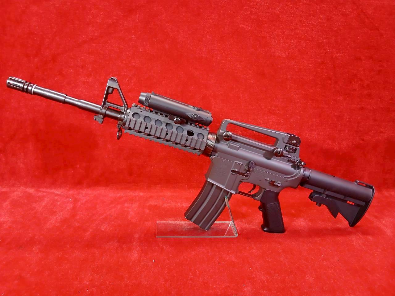 M4A1 R.I.S. バージョン　スコープカスタム　東京マルイ　電動ライフル 店内全品5％OFFクーポン】【新品同様中古品】東京マルイ 18歳以上用