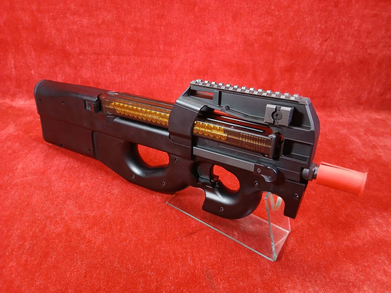 上物美品中古品】東京マルイ 18歳以上用電動ガン P-90プラス P90 P90+
