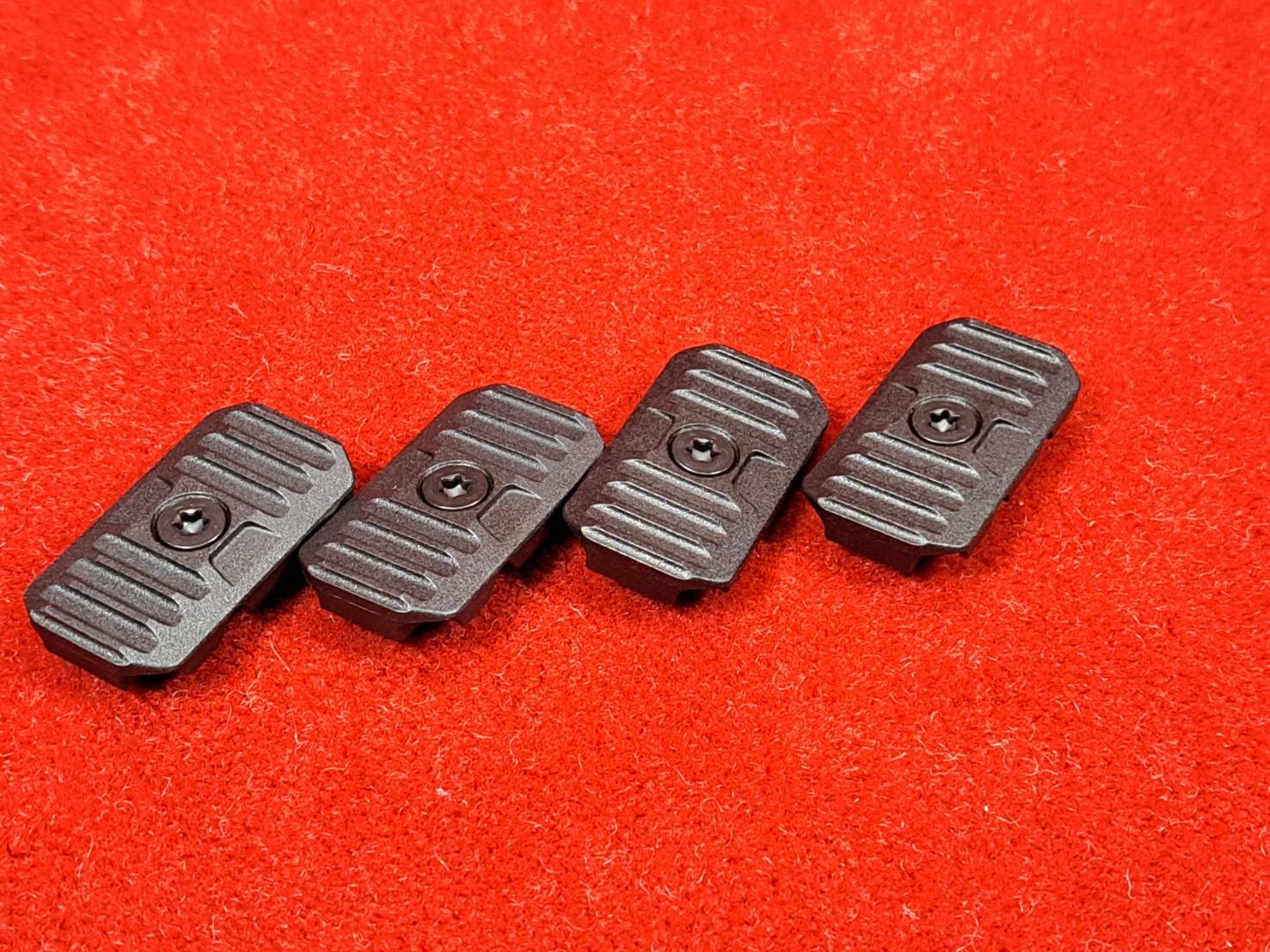 Strike Industries M-LOK対応 ケーブル マネジメント レール カバー 4