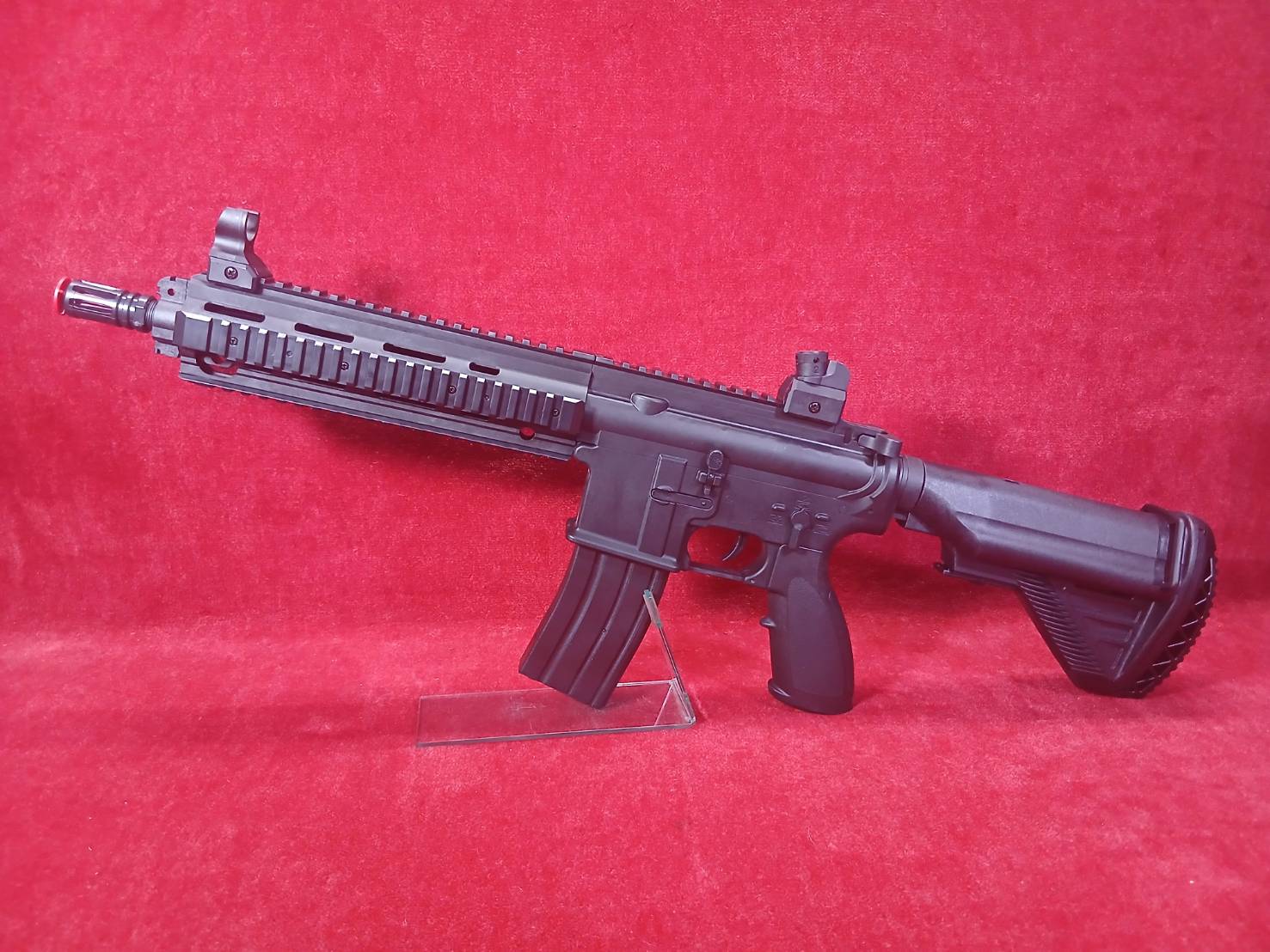���饦�� 10�аʾ��ѥ��������å��󥰥饤�ե� HK416D