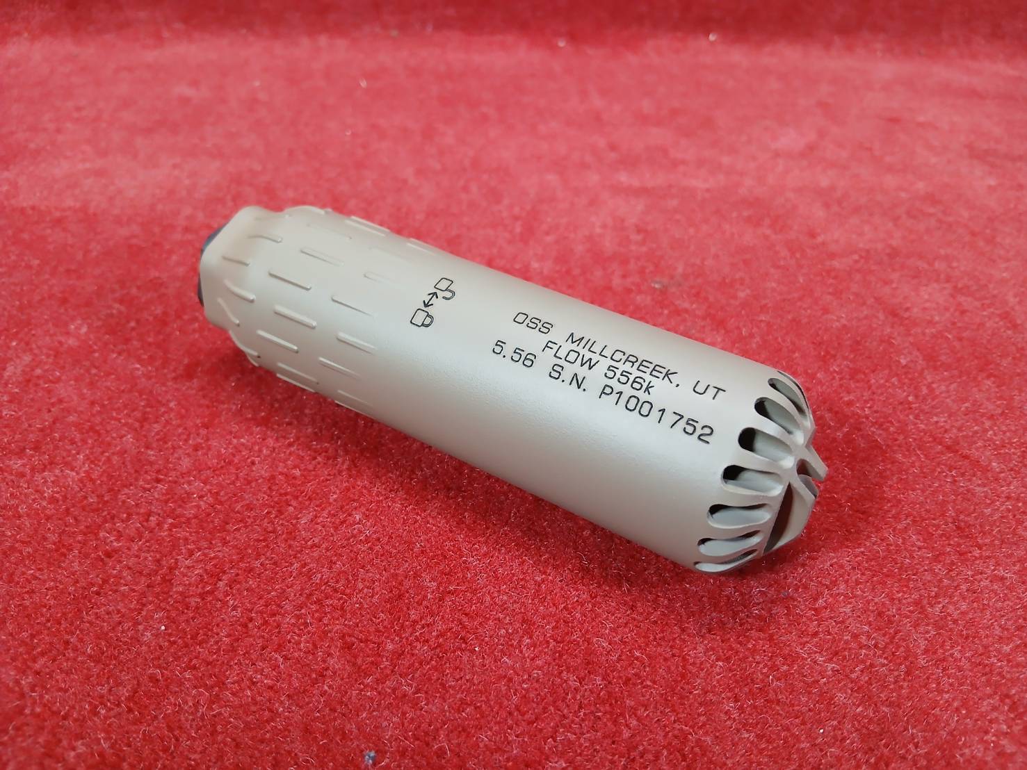 ��Ź������5��OFF�����ݥ��ANGRY GUN OSS FLOW 556K ������ ���ߡ����ƥ�쥹���ץ�å��� BK/FDE