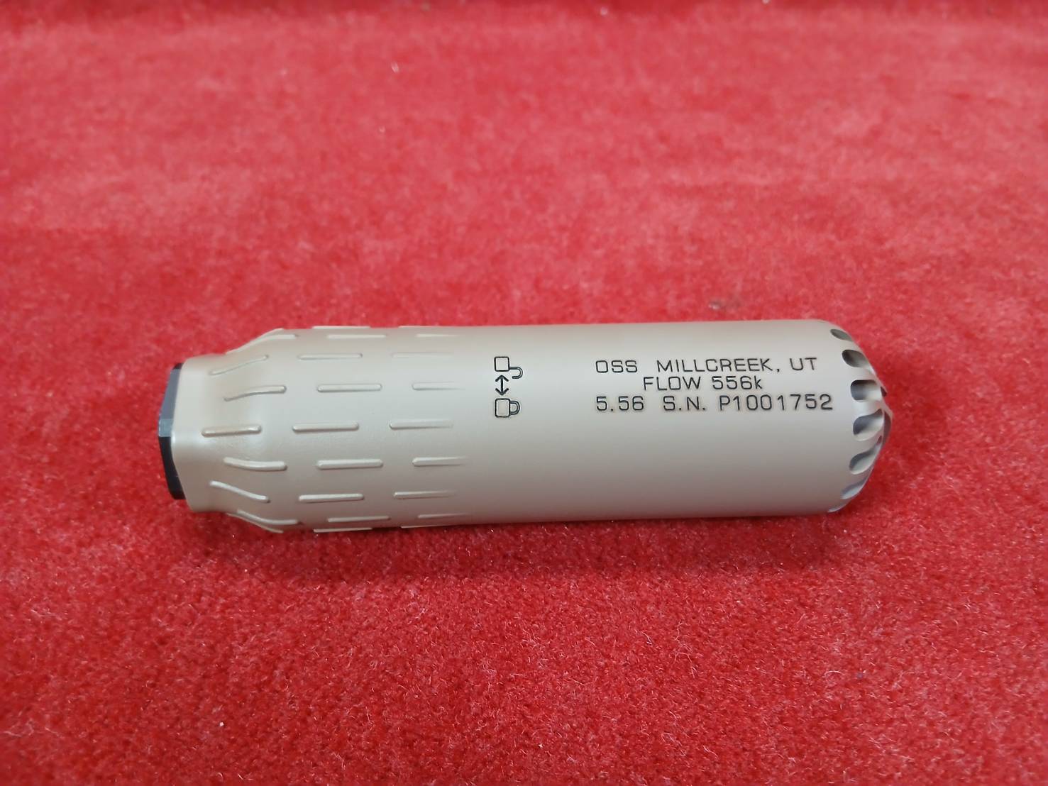 ��Ź������5��OFF�����ݥ��ANGRY GUN OSS FLOW 556K ������ ���ߡ����ƥ�쥹���ץ�å��� BK/FDE