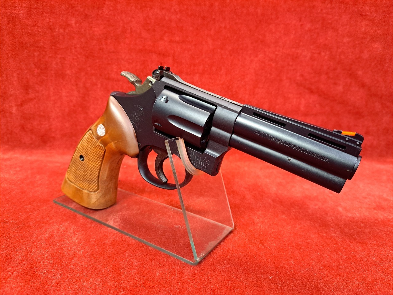 HWS ���Ź��������2024 ���ޥ����� 4����� �֥롼�֥�å���HW �����С��������������Υץ饹���å�����å�����