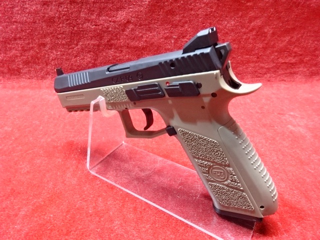 Carbon8 CO2�����֥����Хå� CZ P09 TAN���顼 ���������С���� P-09 �����ܥͥ���