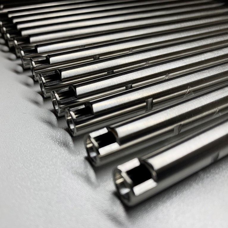 美品】東京マルイ URG-I GBB カスタム品（SPARKインナーバレル済） 美