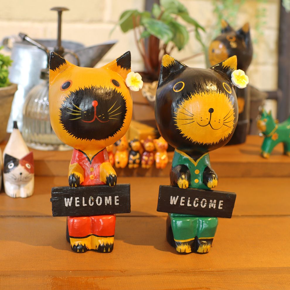 Welcome Cat Wooden Ornaments
