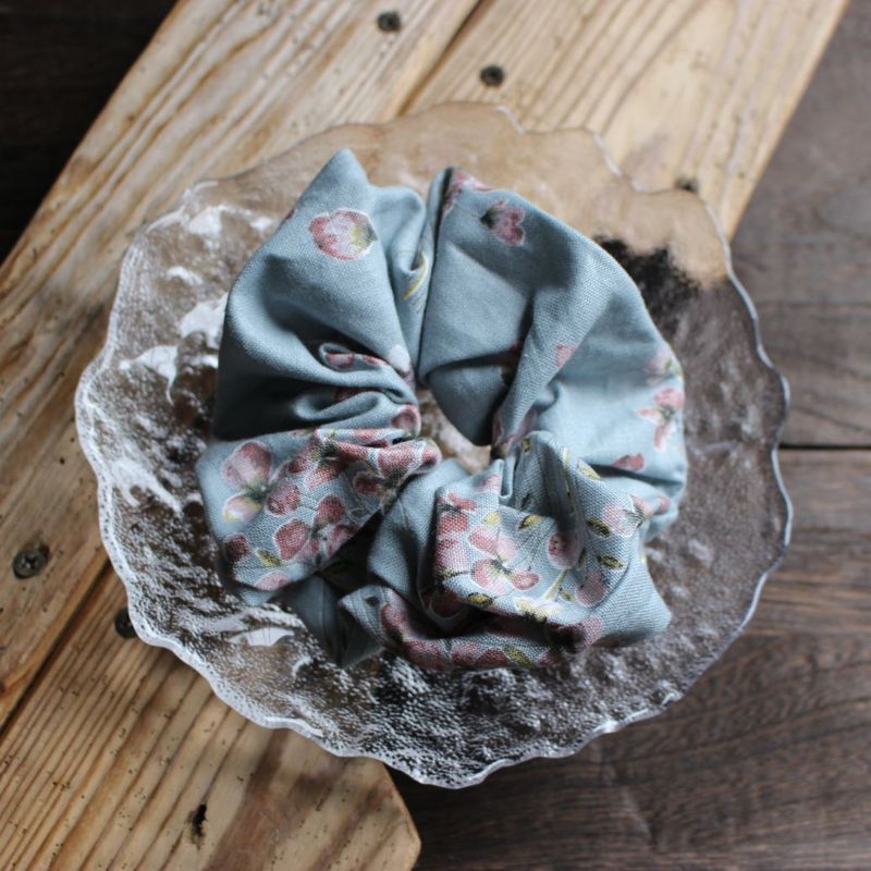 Muted color Flowers Chouchou