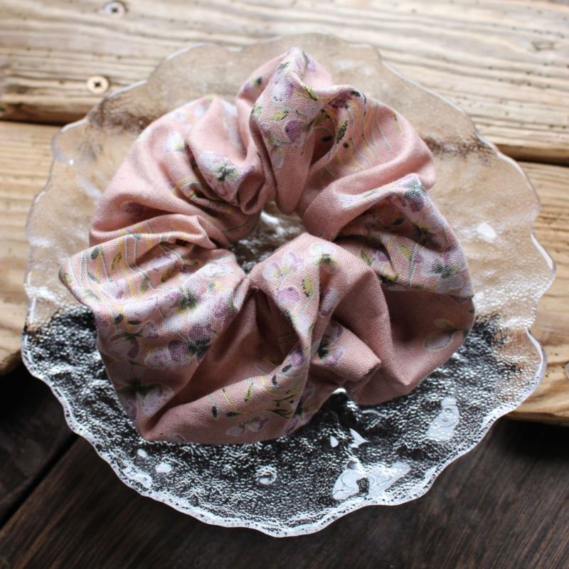 Muted color Flowers Chouchou