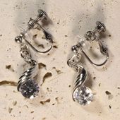 Swan Lake Clip-on Earrings　