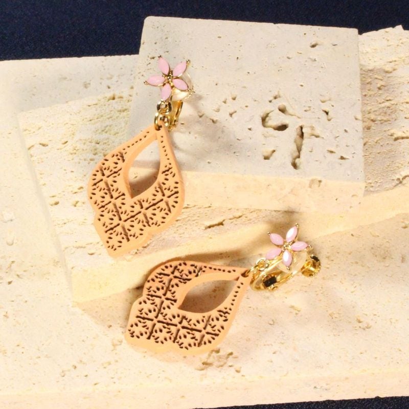 Wooden Flowers Clip-on Earrings