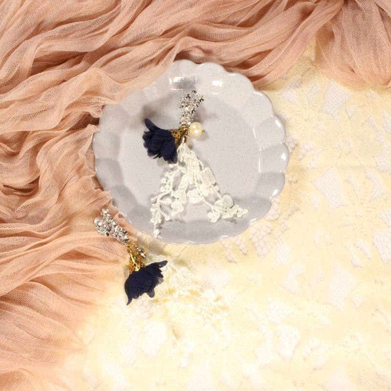 Flower Tassel Clip-on Earrings　