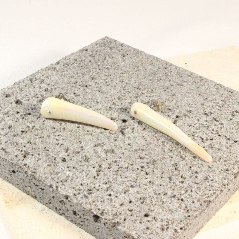 Gothic Shell Earrings for pierced ears