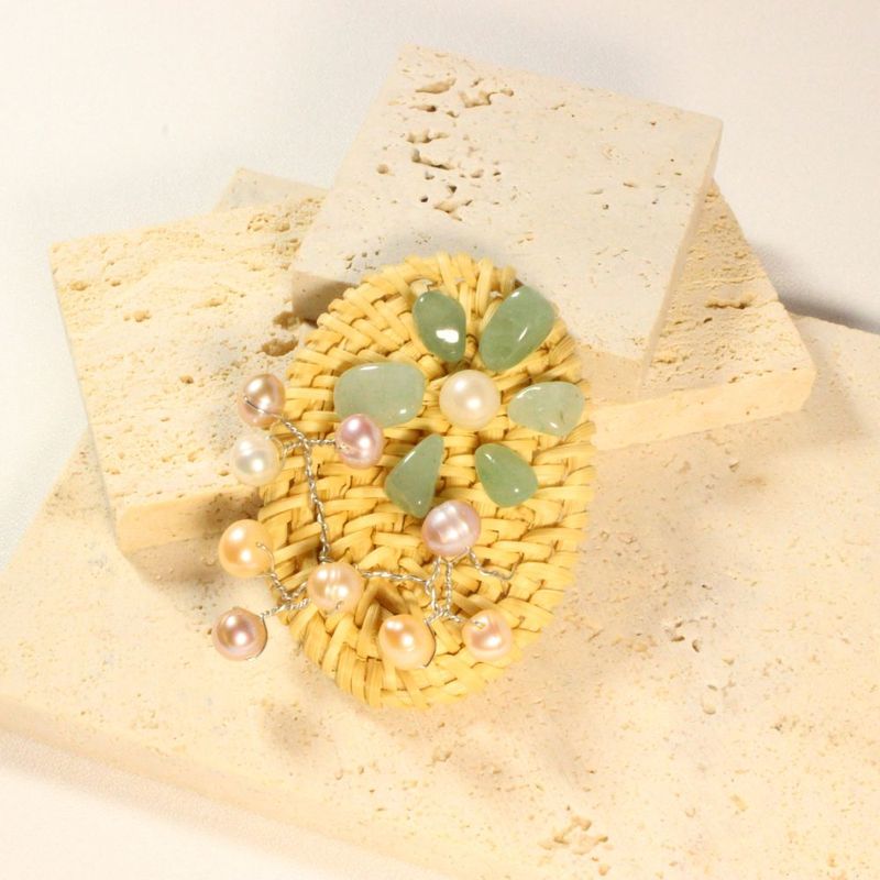 Green Aventurine & Freshwater Pearl Rattan Brooch