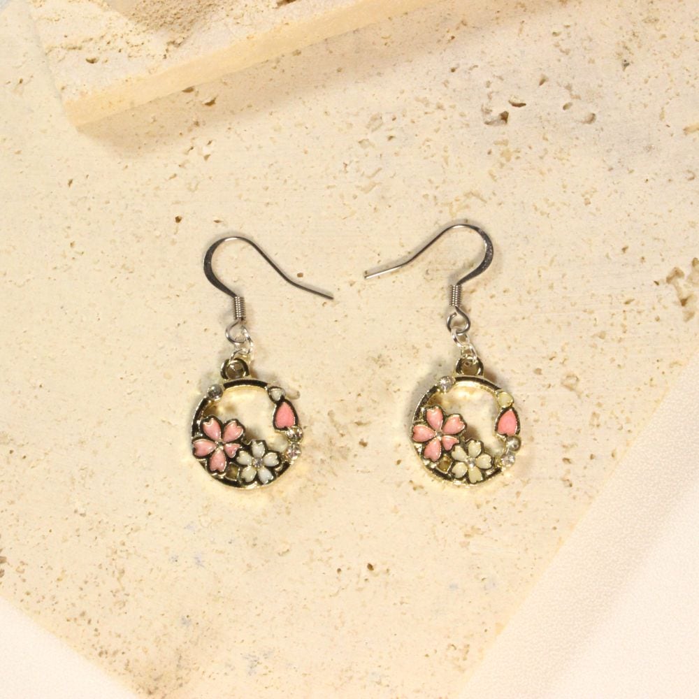 SAKURA Earrings for pierced ears