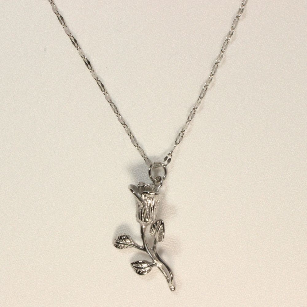 A Rose Necklaces