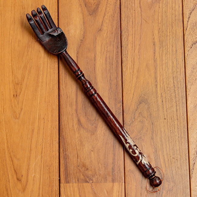 Wooden Backscratcher 