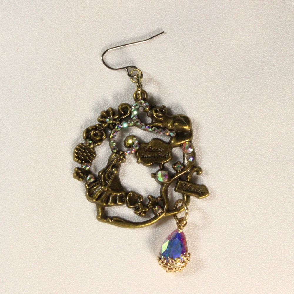 Alice's Adventures in Wonderland Earrings for pierced ears