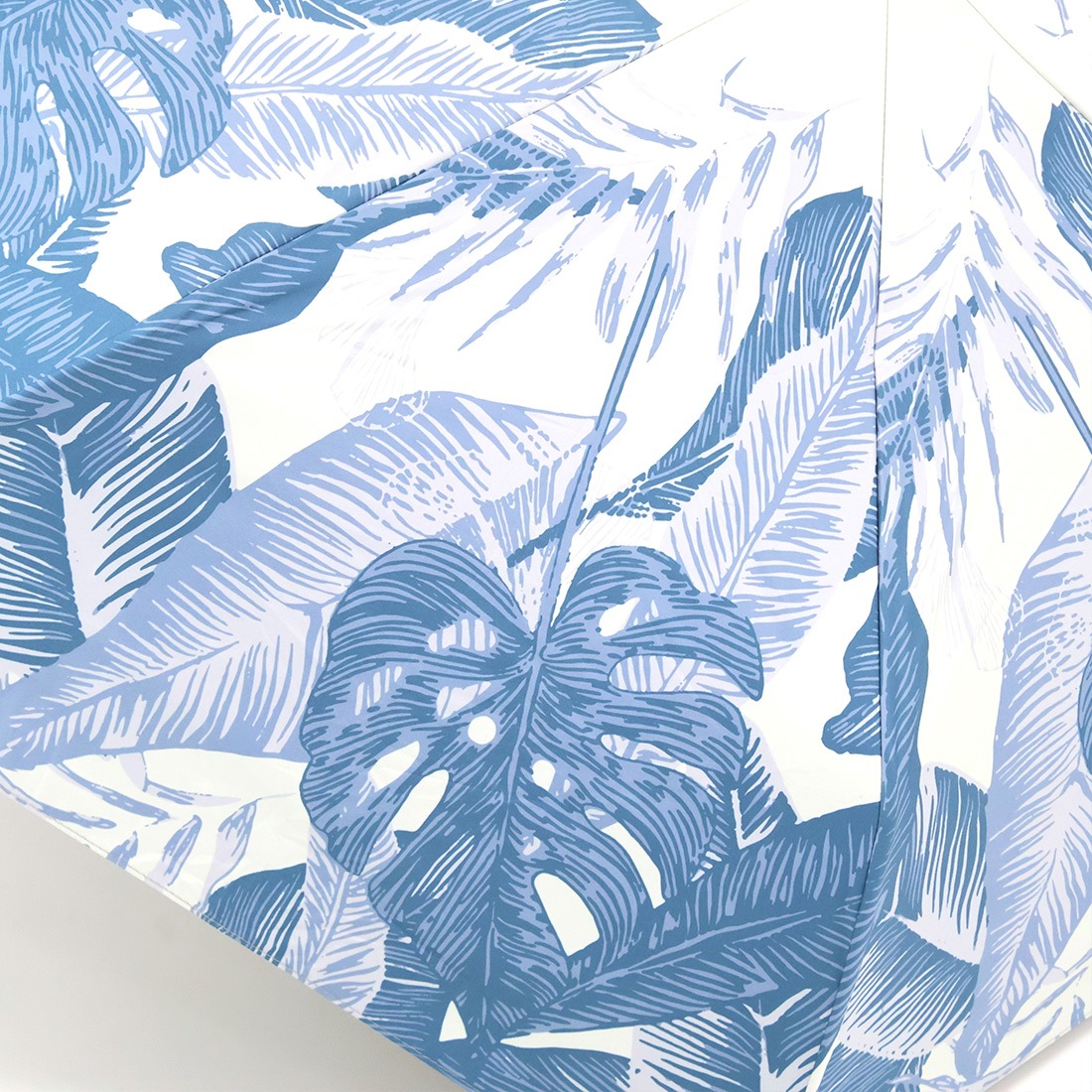 Hawaiian-style print Folding Umbrellas for both sunny and rainy days