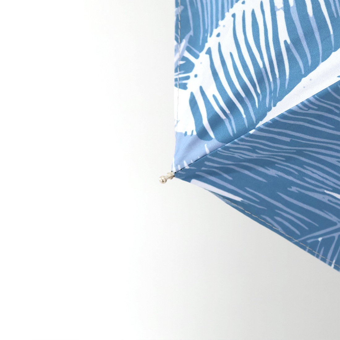 Hawaiian-style print Folding Umbrellas for both sunny and rainy days
