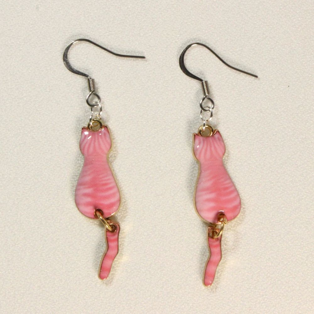 Cats Earrings with a dangling tail
